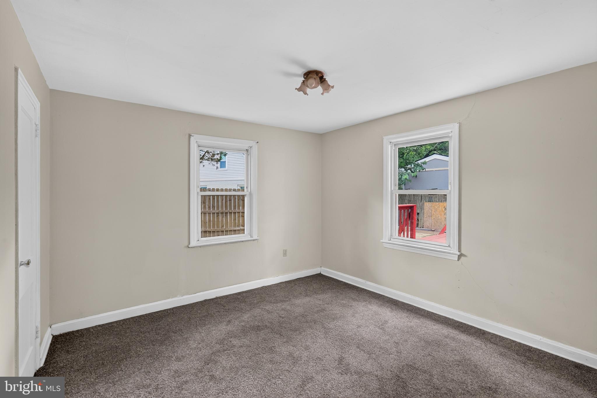 RADIANT VALLEY - Residential