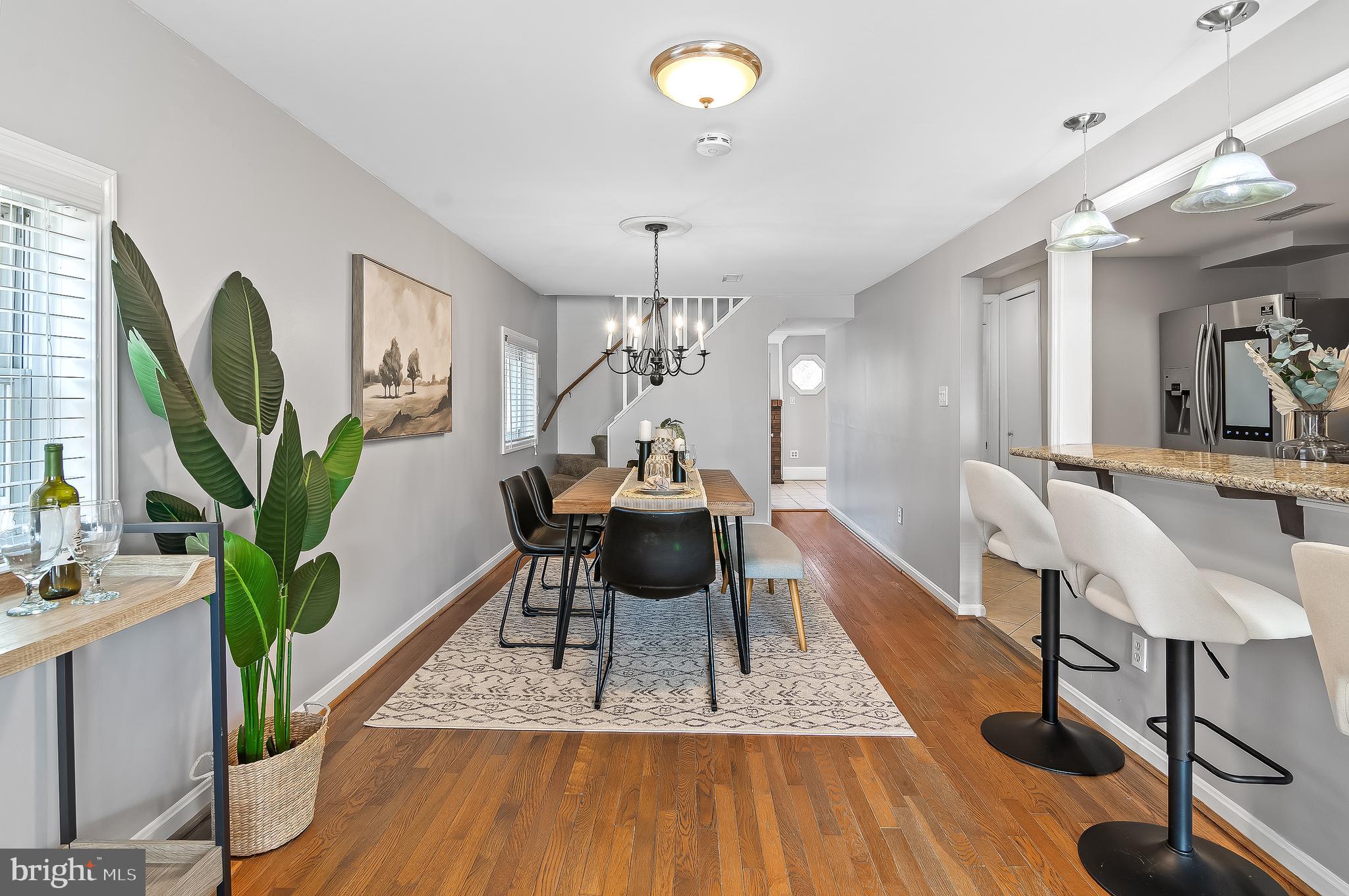 HYDE PARK - Residential