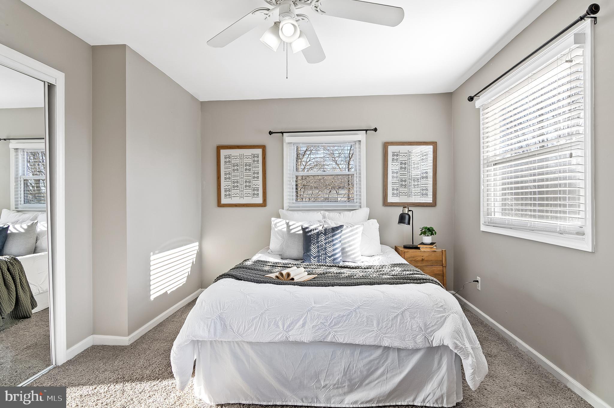HYDE PARK - Residential