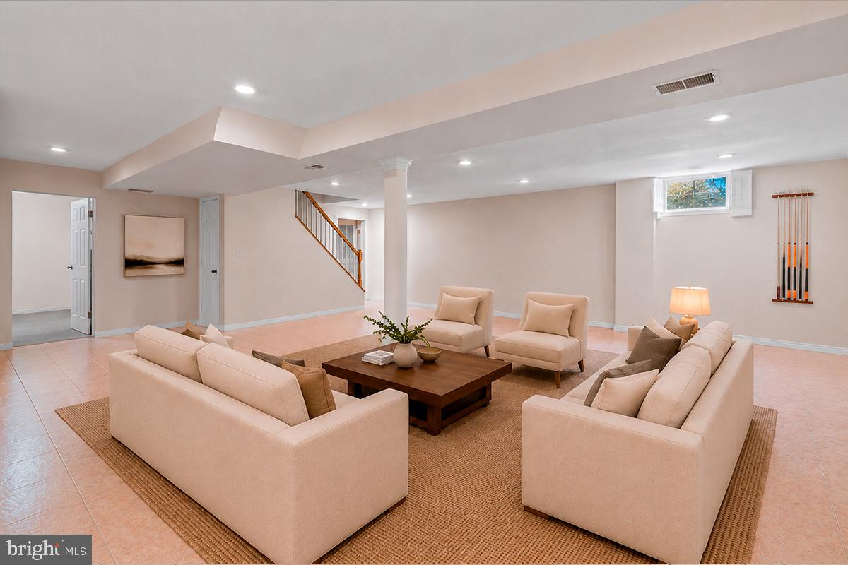 GLEN ECHO HEIGHTS - Residential