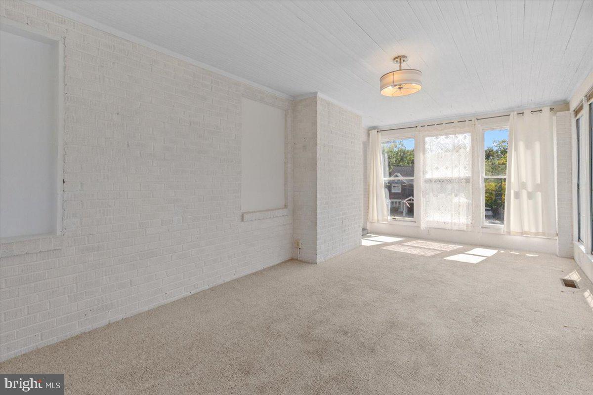GLEN ECHO HEIGHTS - Residential