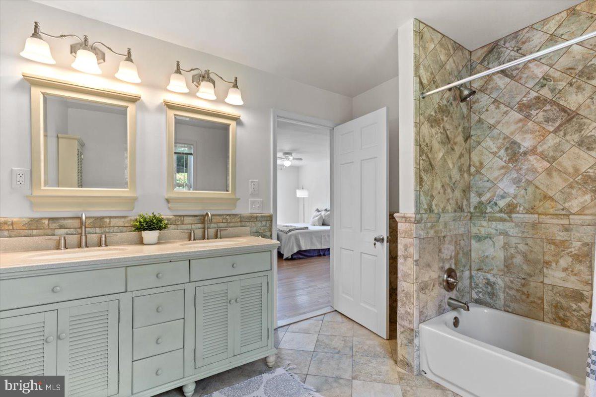 GLEN ECHO HEIGHTS - Residential
