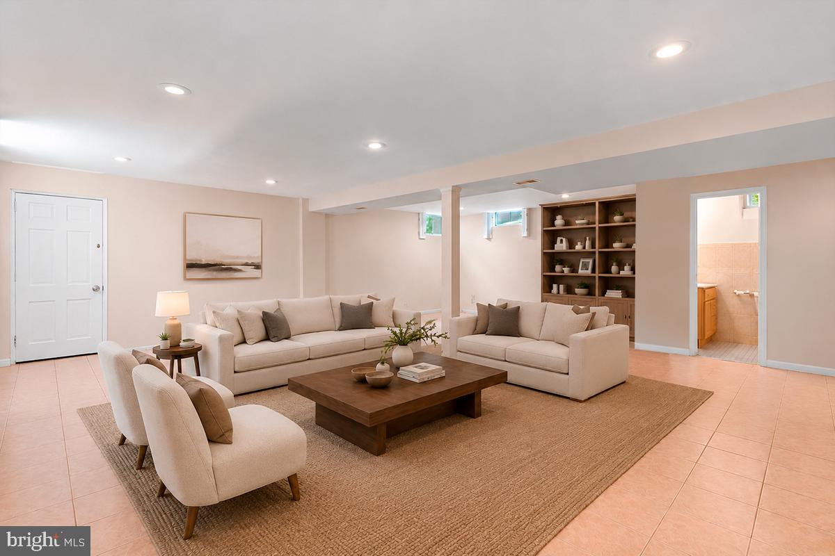 GLEN ECHO HEIGHTS - Residential