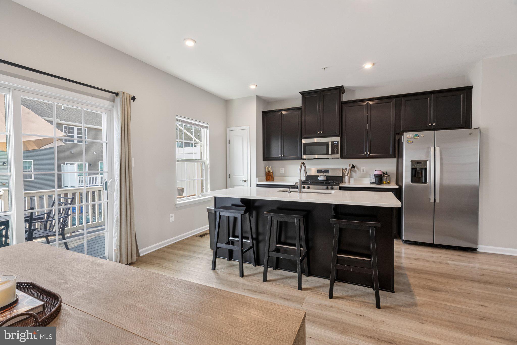 ANCHOR POINT - Residential