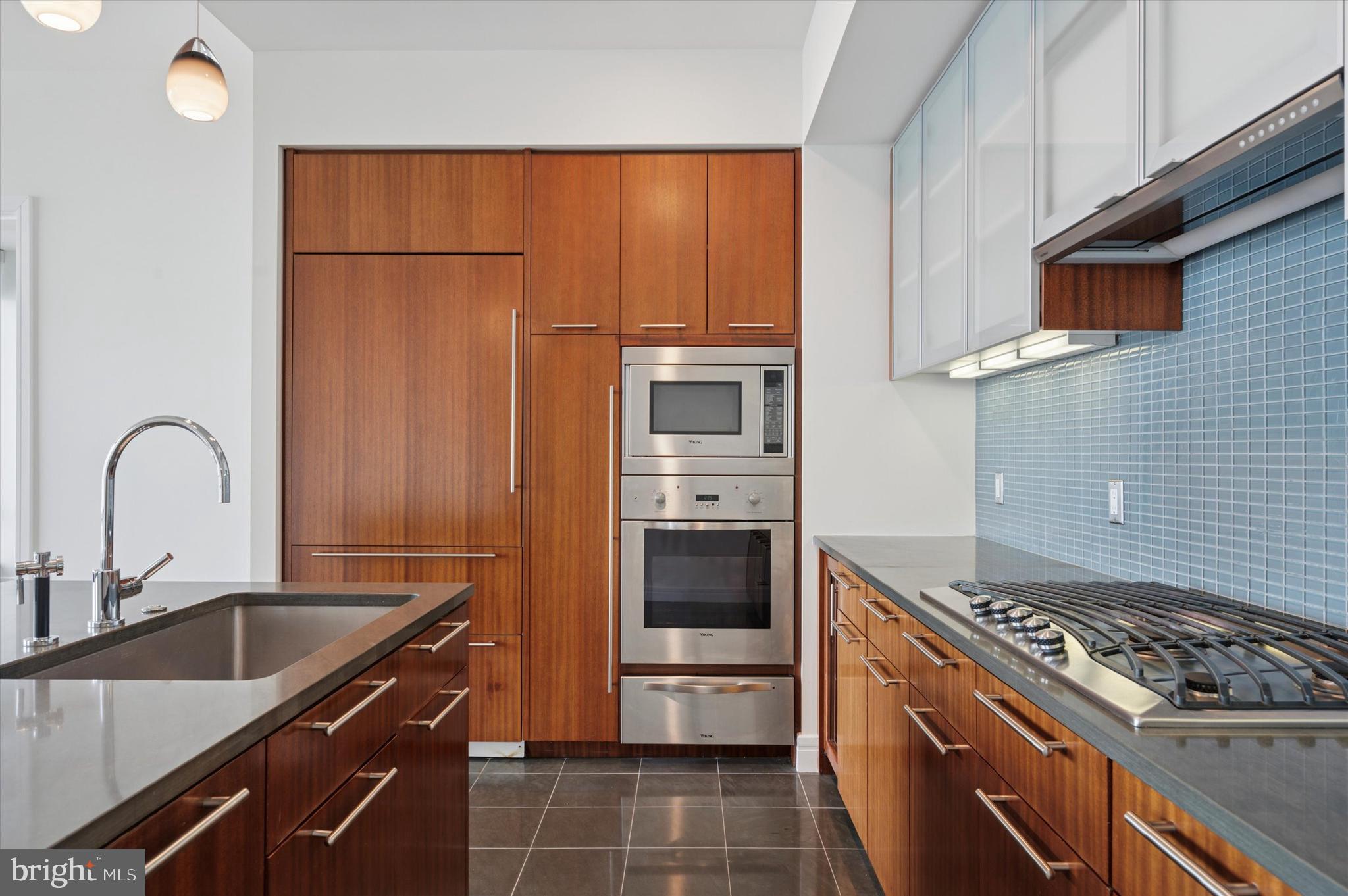 CENTER CITY - Residential