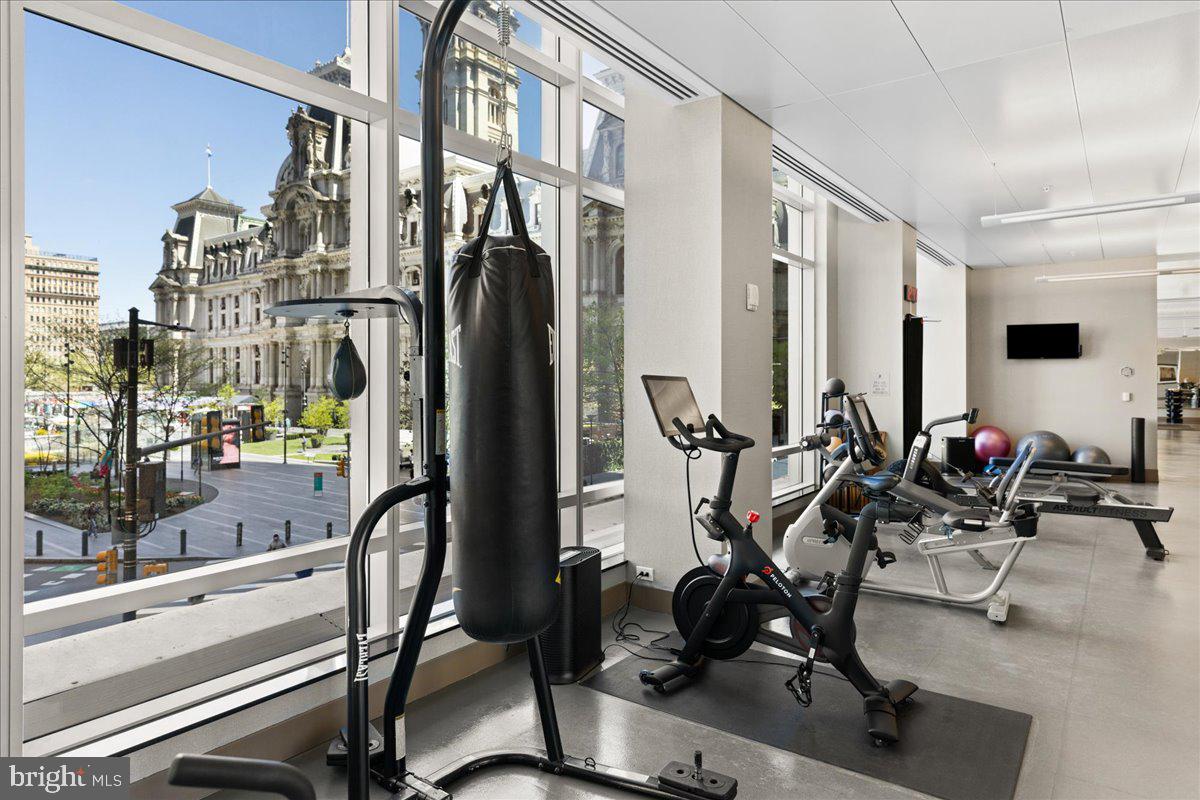 CENTER CITY - Residential