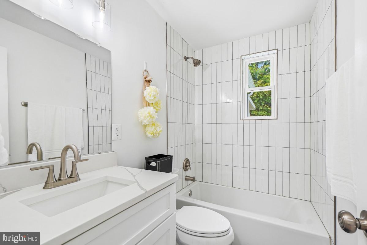 TAKOMA PARK - Residential