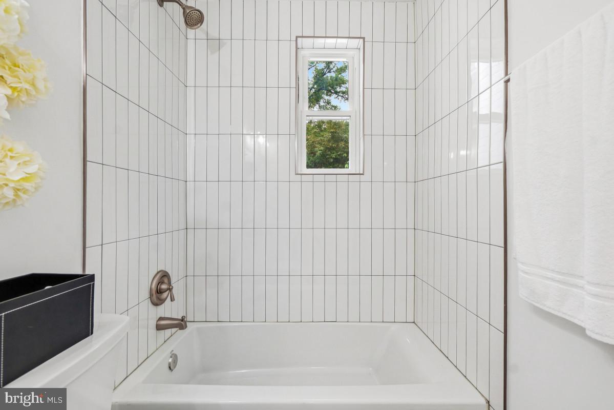 TAKOMA PARK - Residential