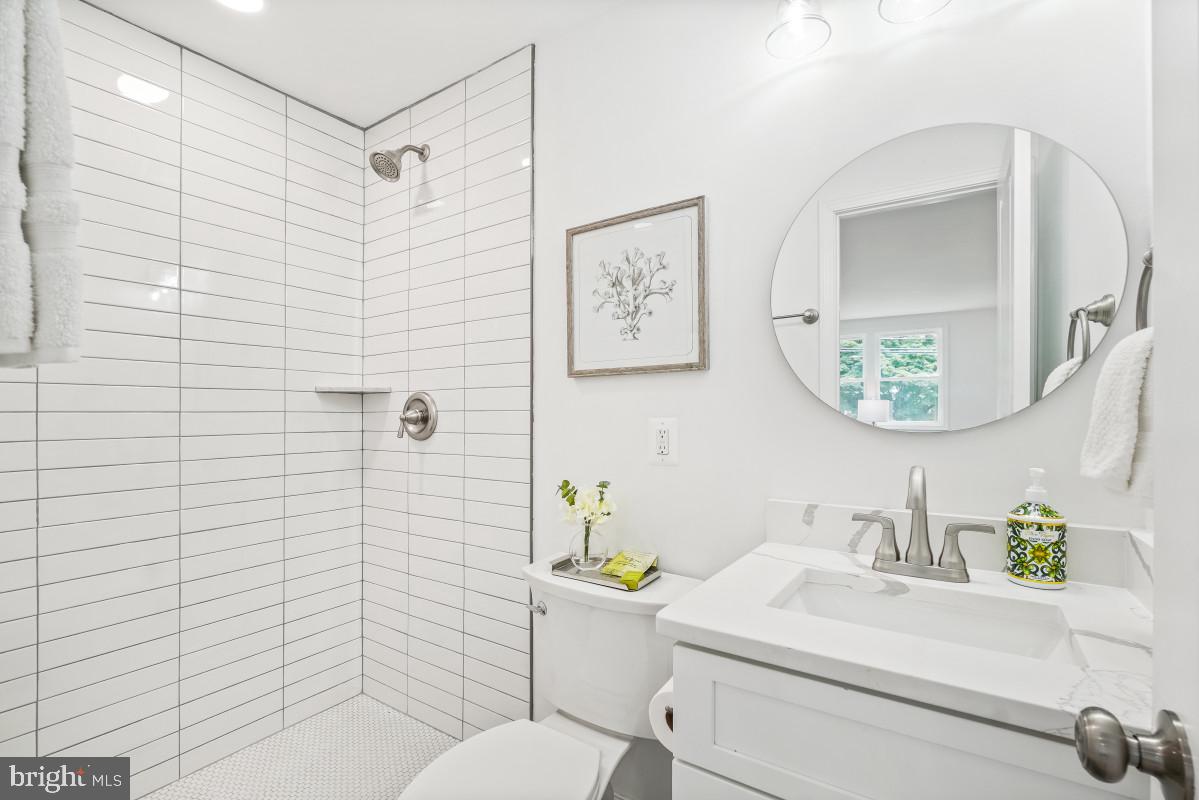 TAKOMA PARK - Residential