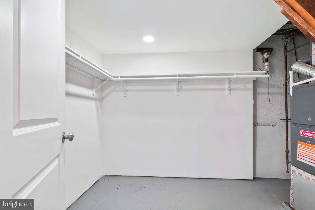TAKOMA PARK - Residential