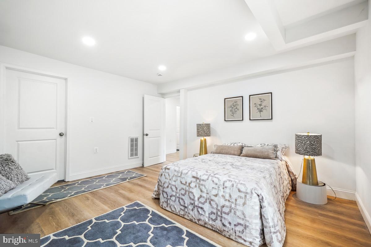 TAKOMA PARK - Residential
