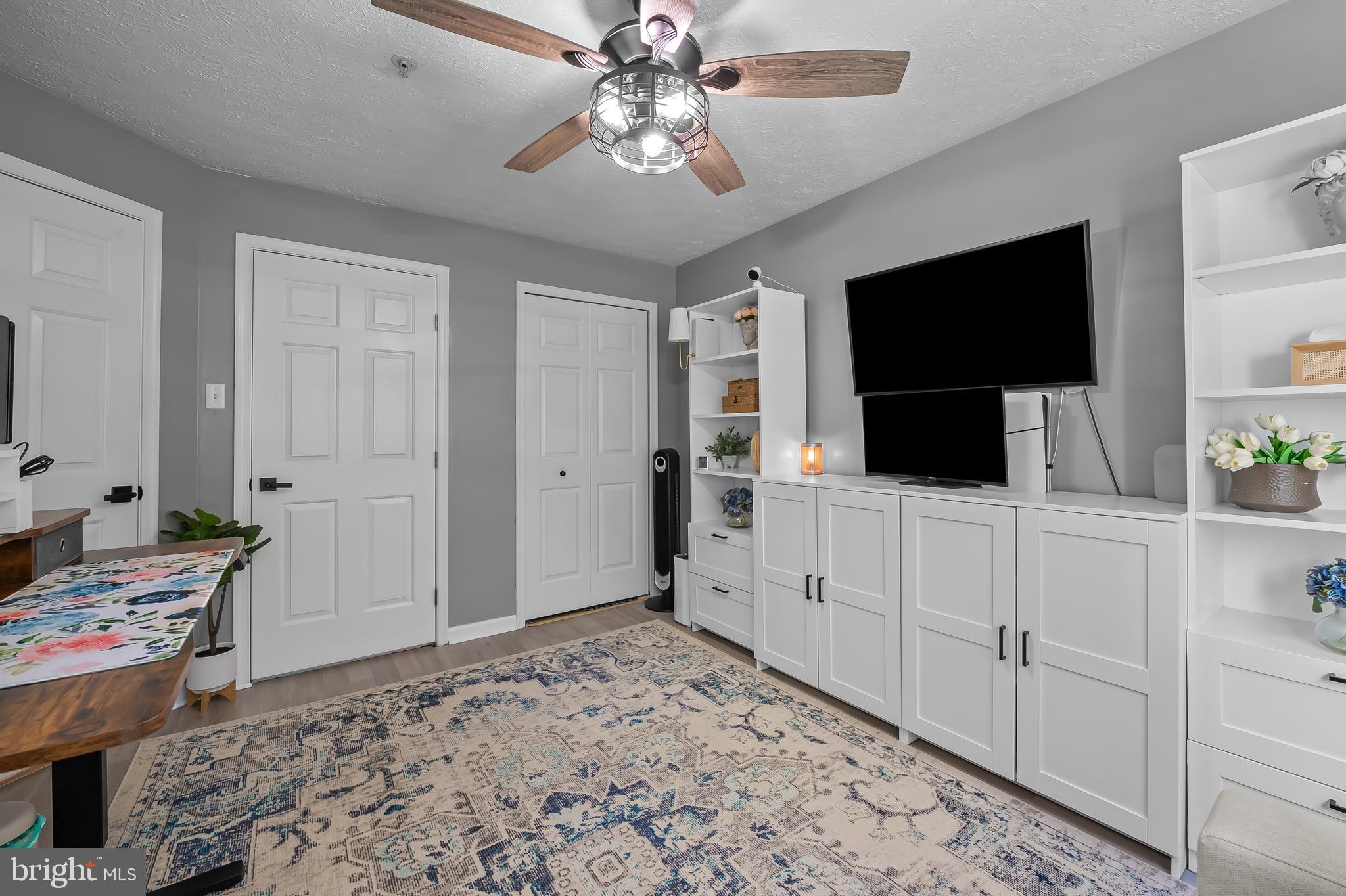 GARDEN OWINGS MILLS - Residential
