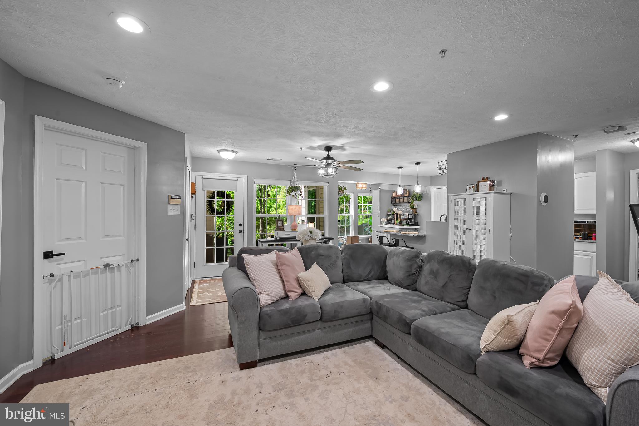 GARDEN OWINGS MILLS - Residential