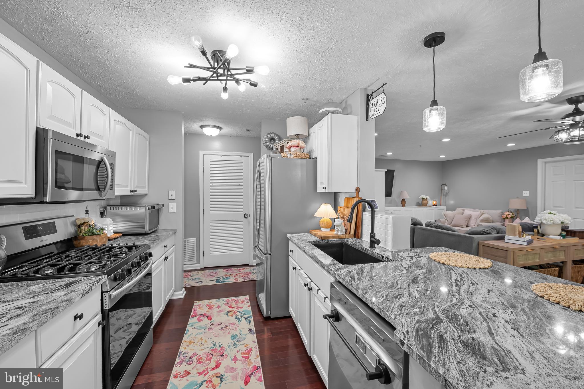 GARDEN OWINGS MILLS - Residential