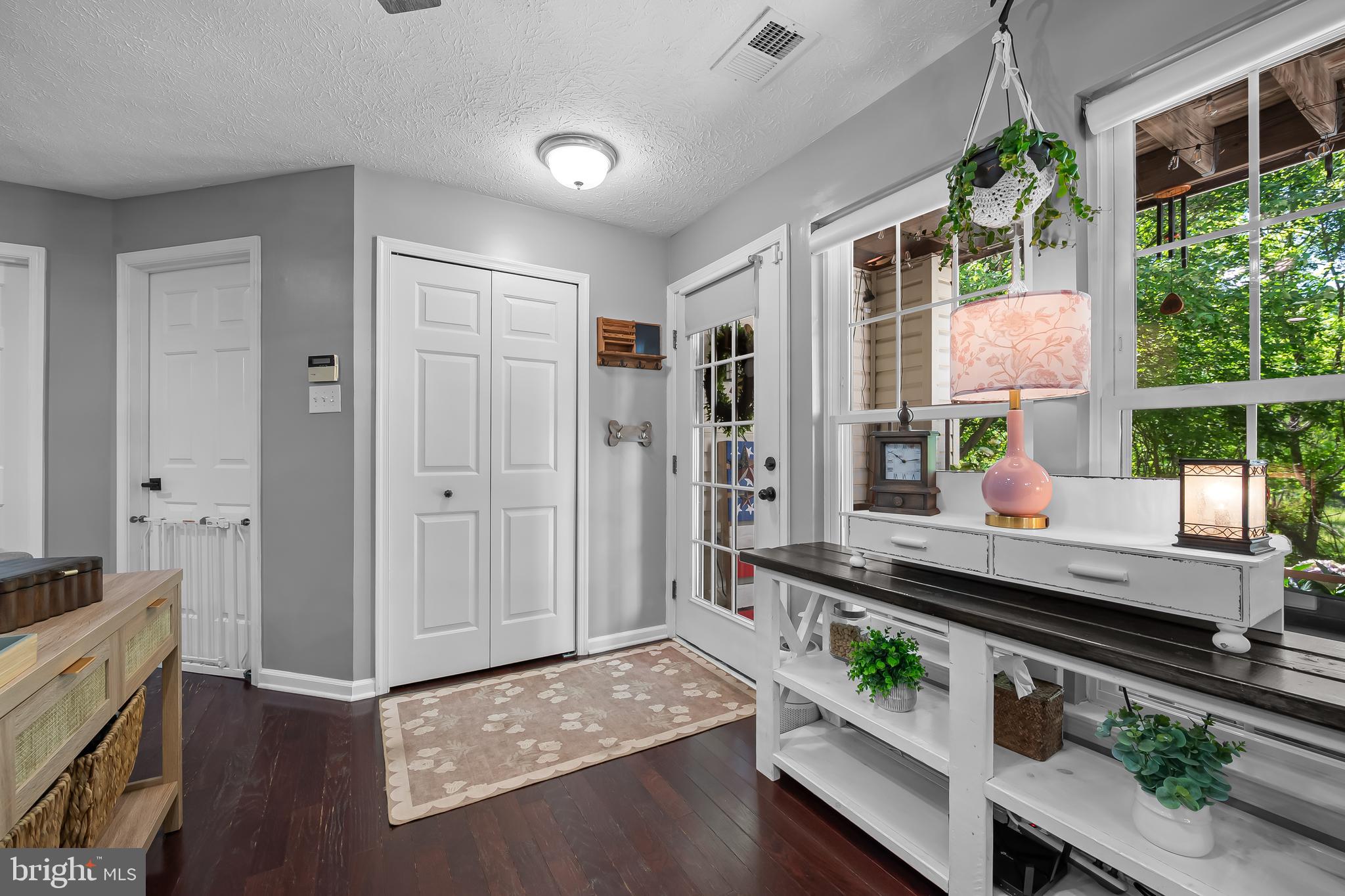 GARDEN OWINGS MILLS - Residential