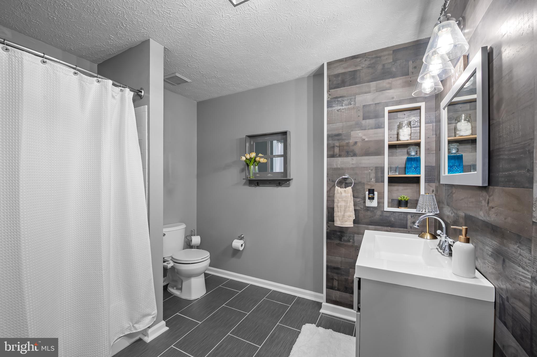 GARDEN OWINGS MILLS - Residential