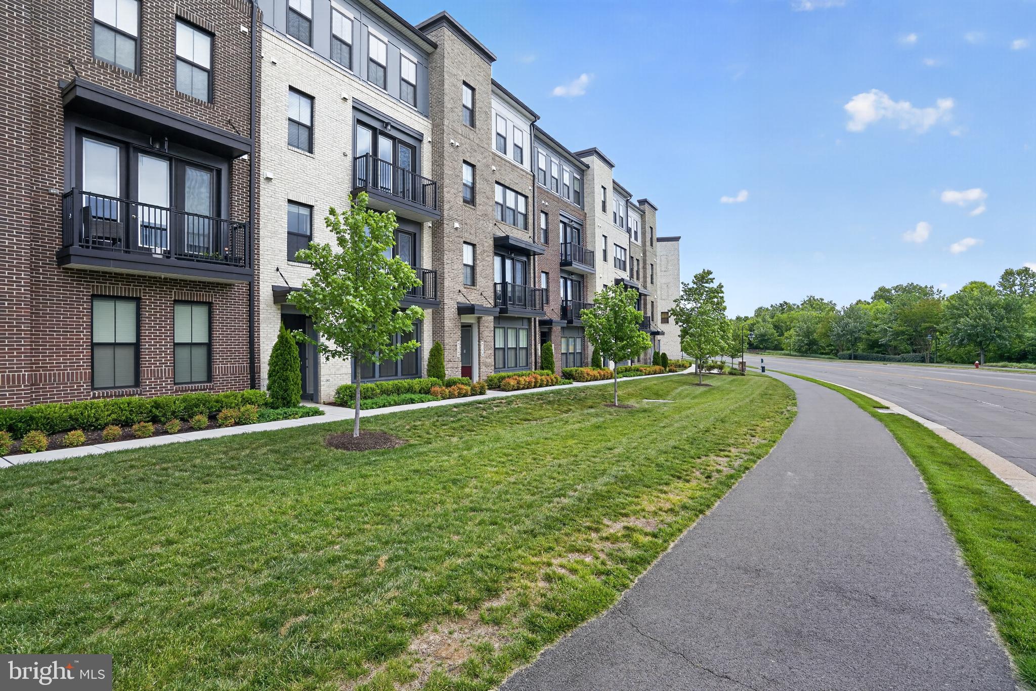 DEMOTT & SILVER - Residential