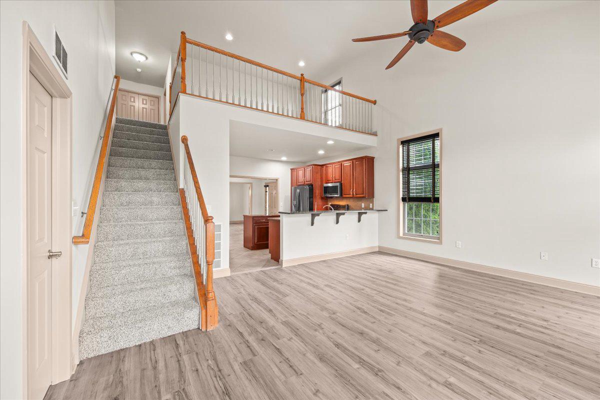 THE ENCLAVE - Residential