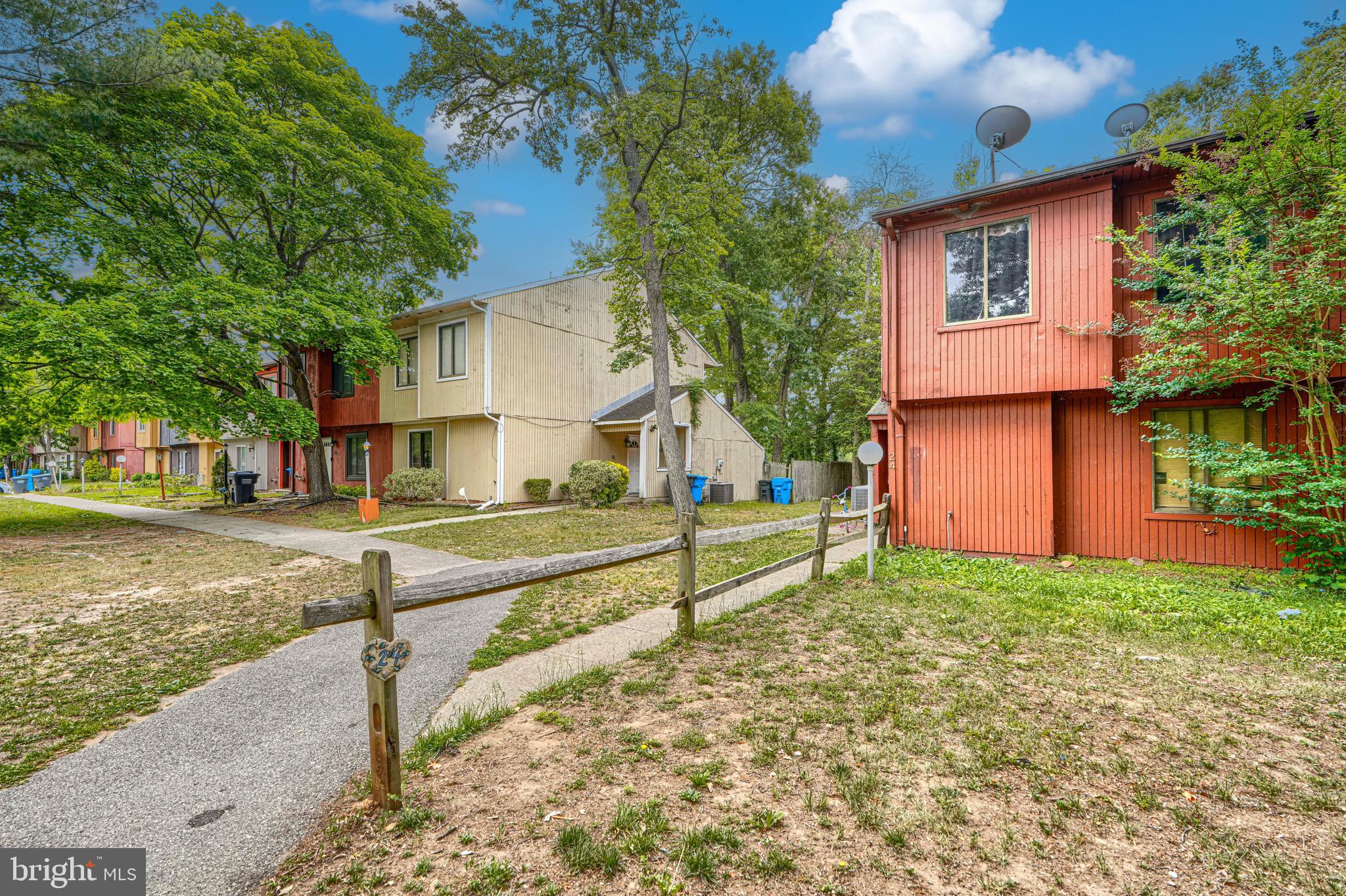 ST CHARLES - Residential