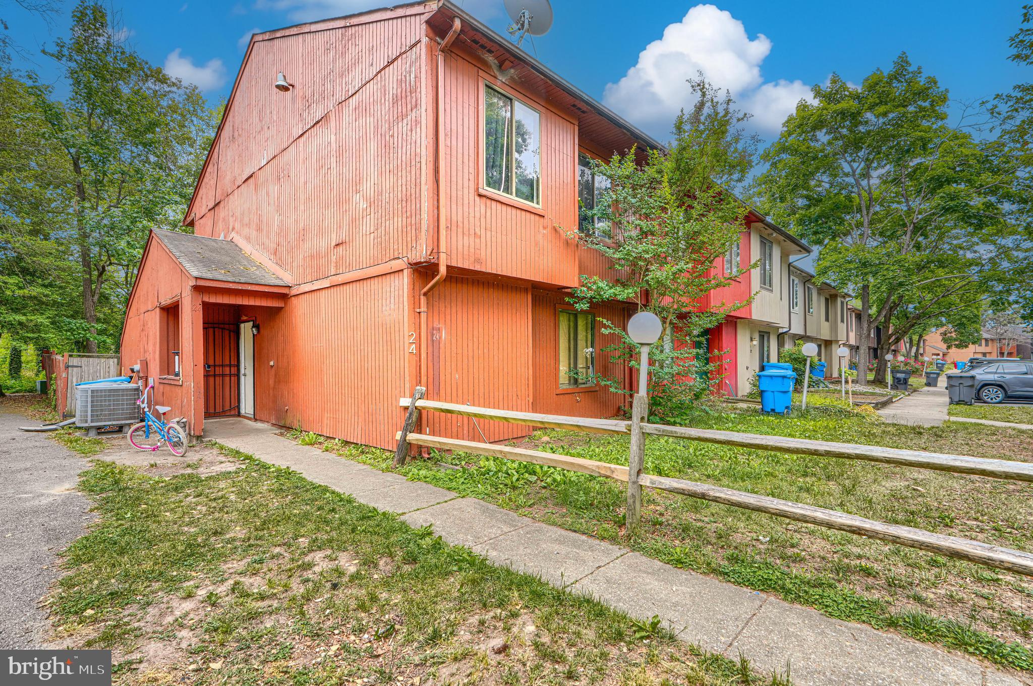 ST CHARLES - Residential