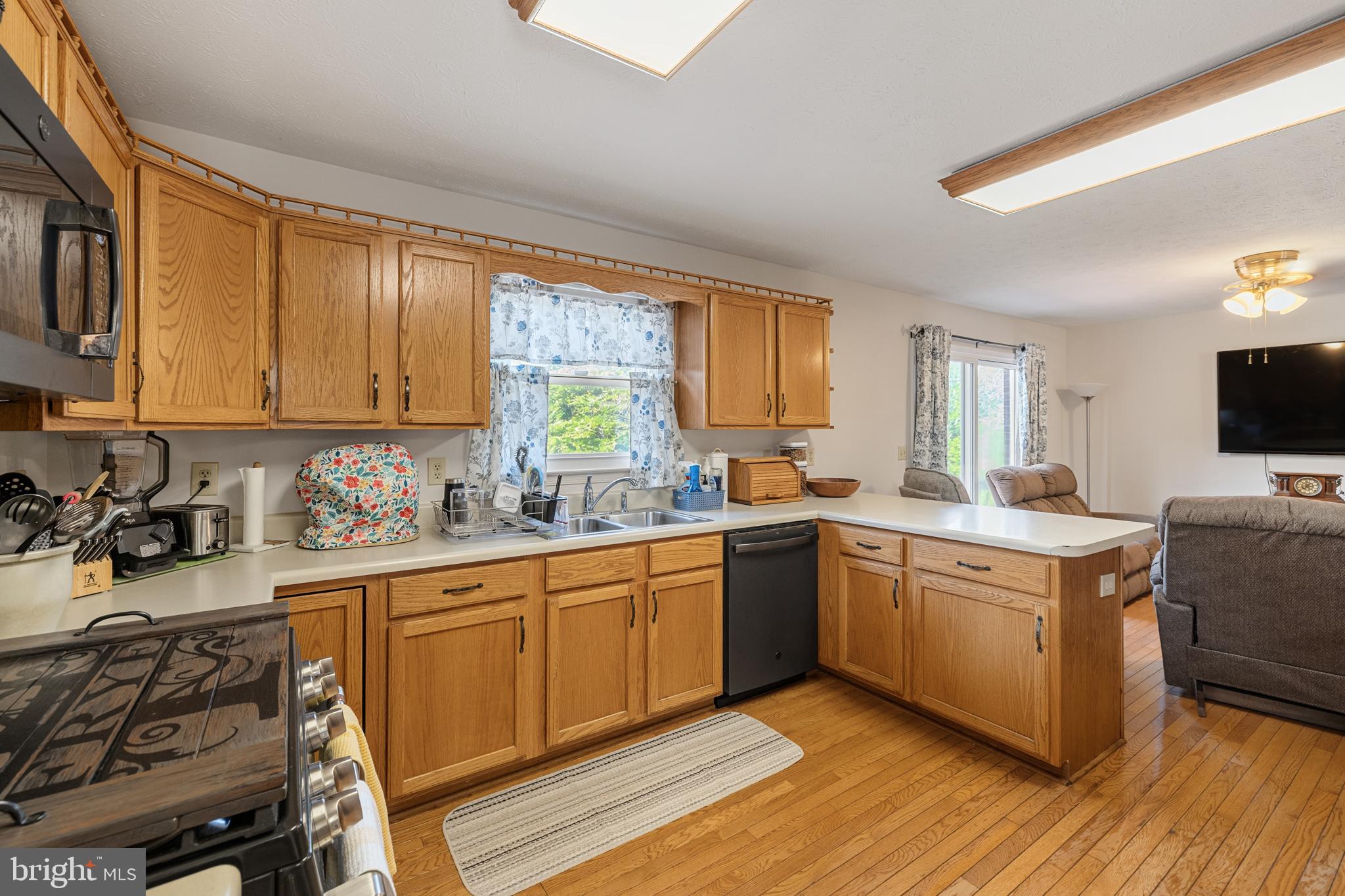 GATEWAY ESTATES - Residential