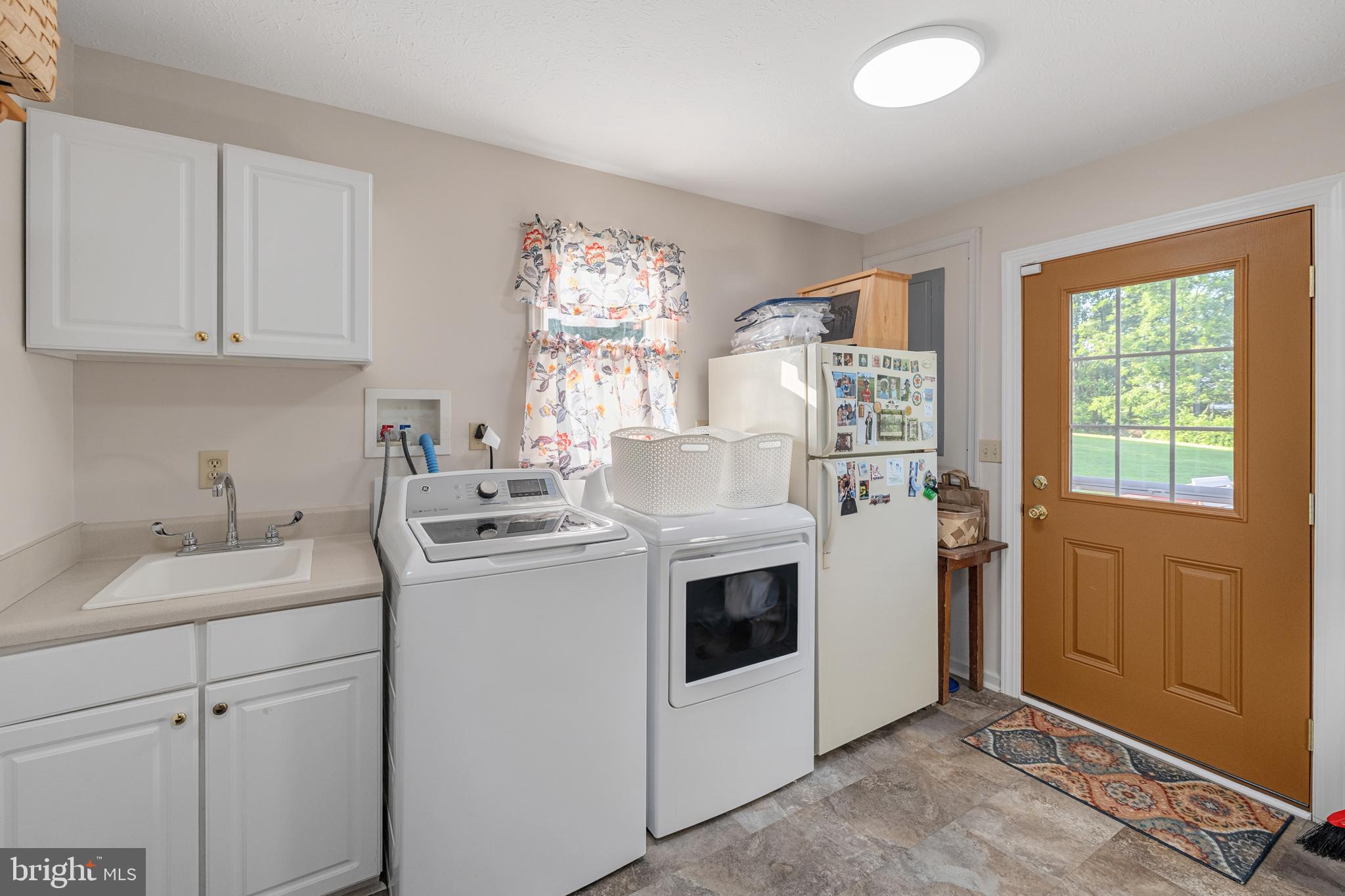 GATEWAY ESTATES - Residential