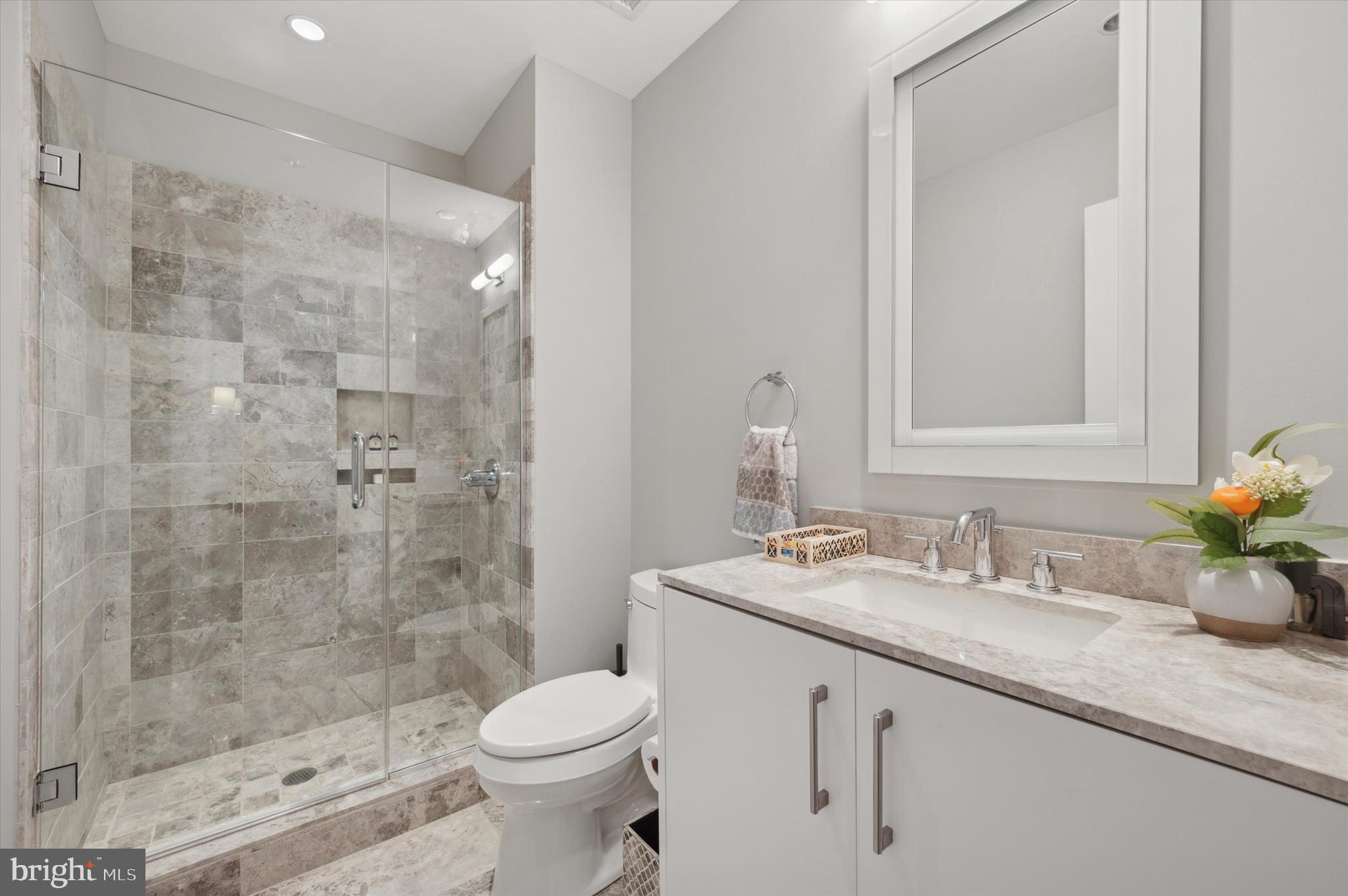 CENTER CITY - Residential
