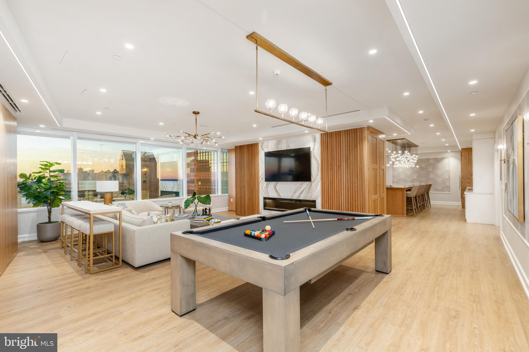 CENTER CITY - Residential