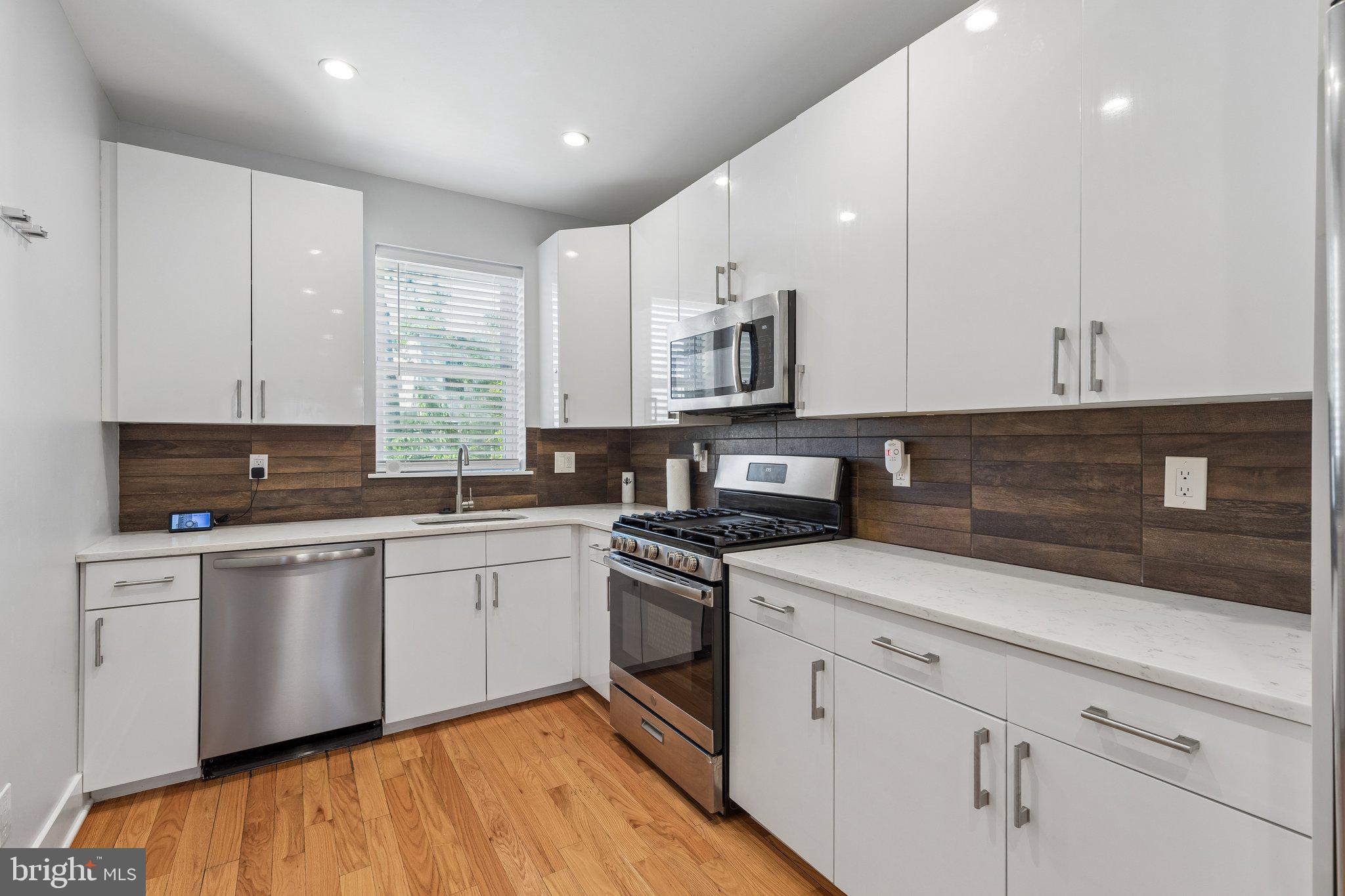 MANTUA - Residential