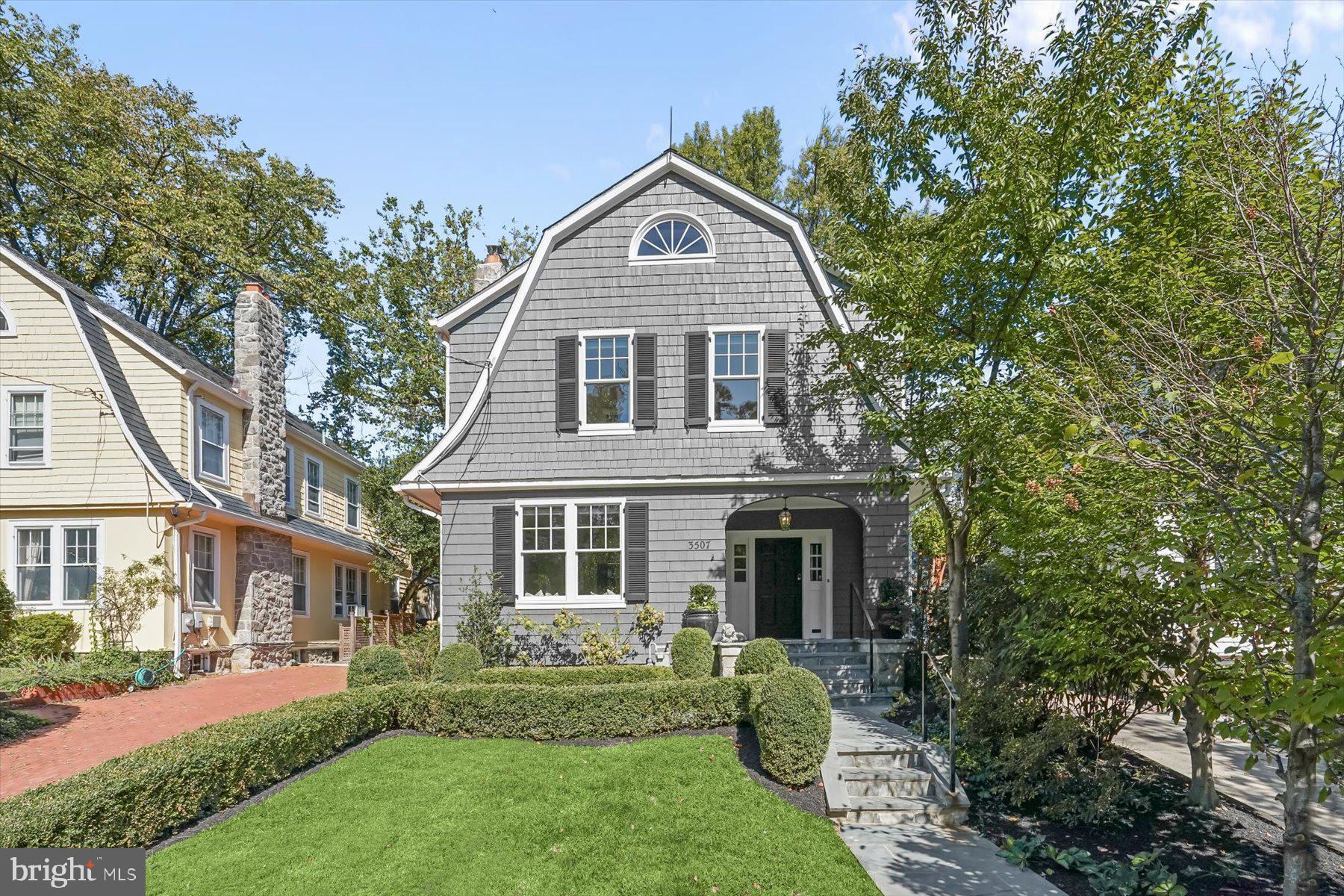 CLEVELAND PARK - Residential