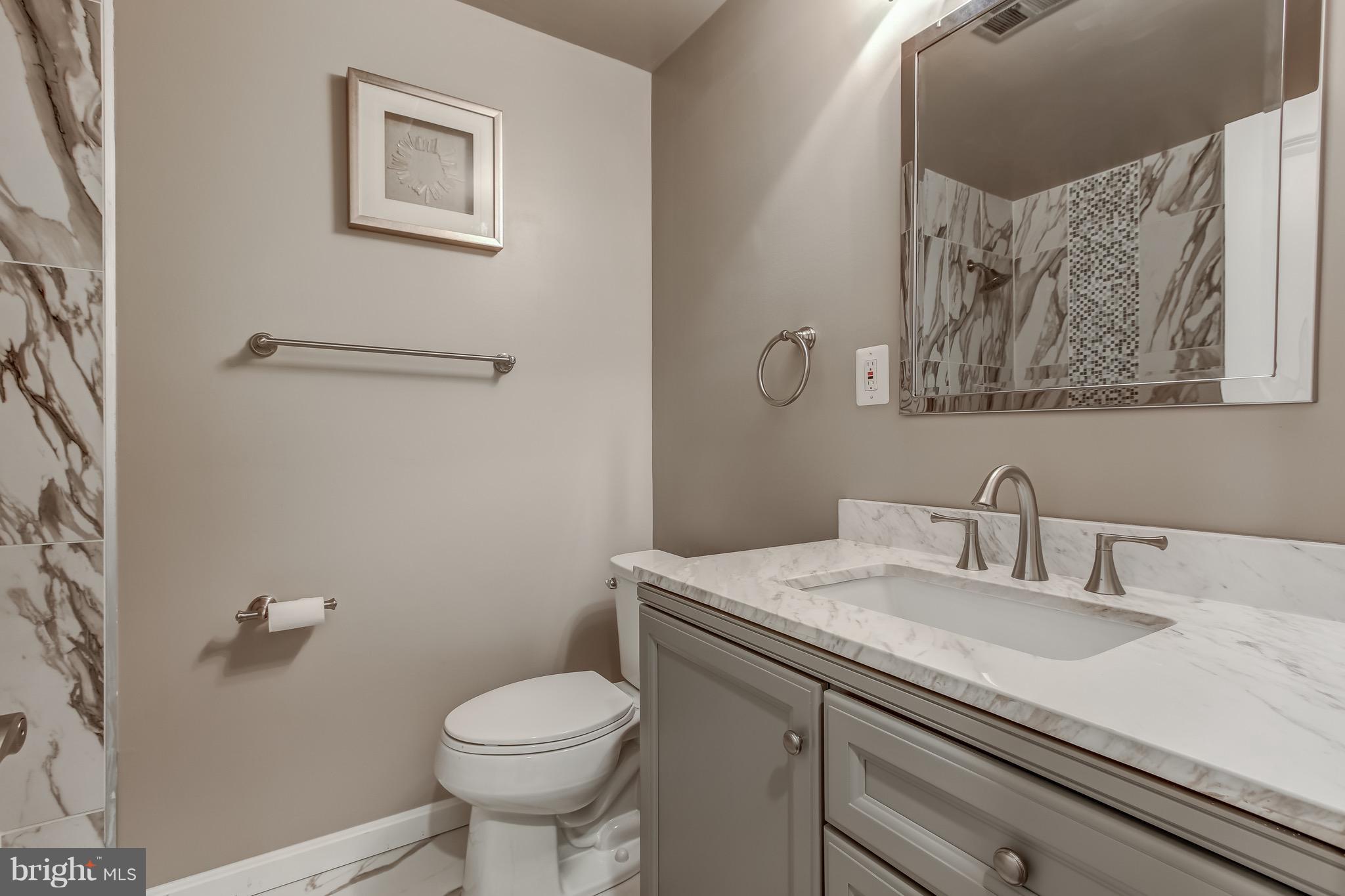 DIAMOND COURTS - Residential Lease