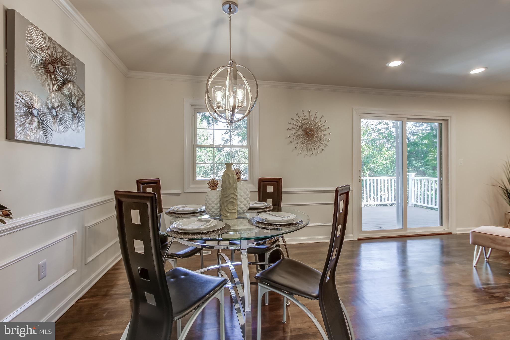 DIAMOND COURTS - Residential Lease