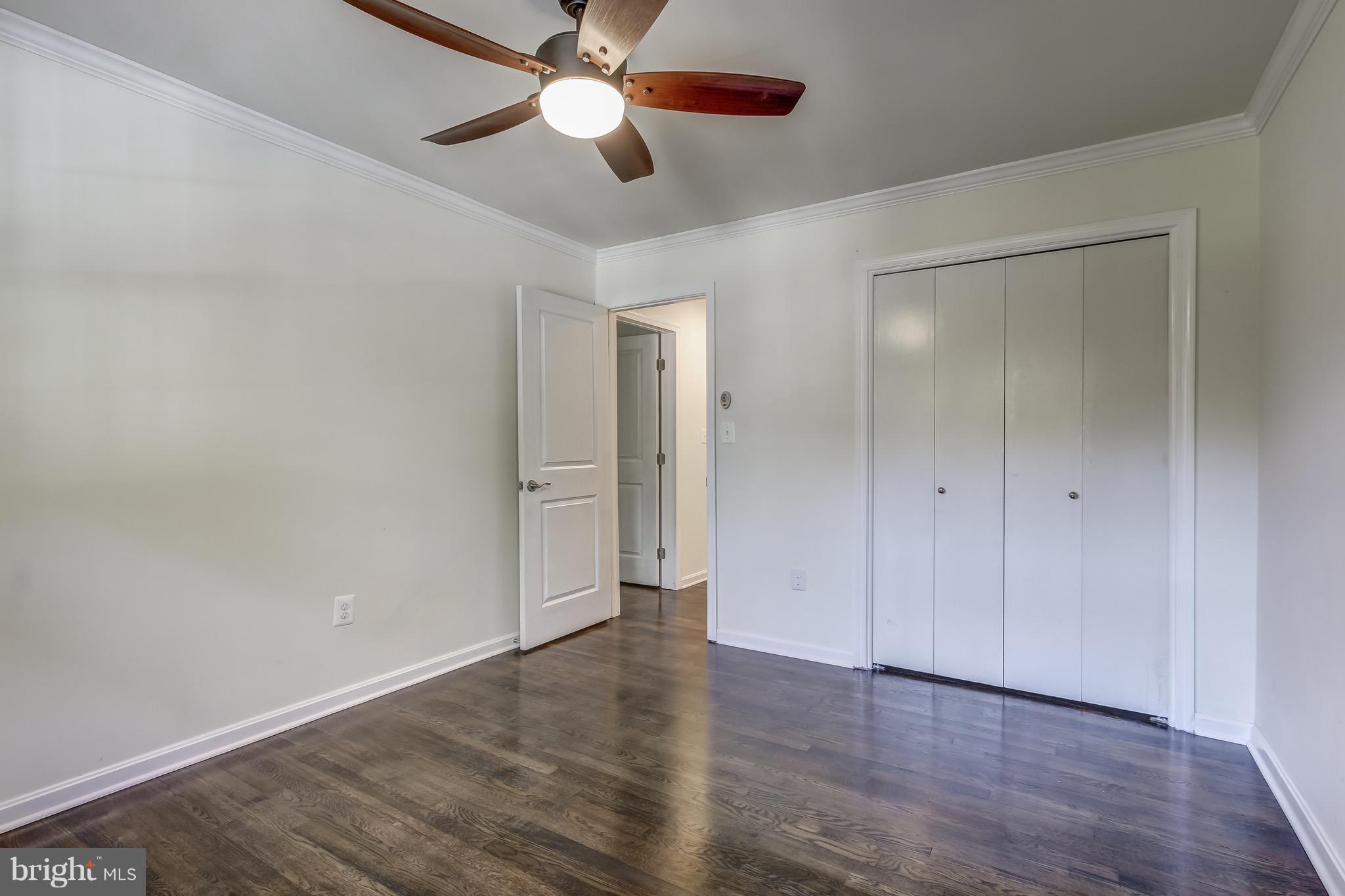 DIAMOND COURTS - Residential Lease