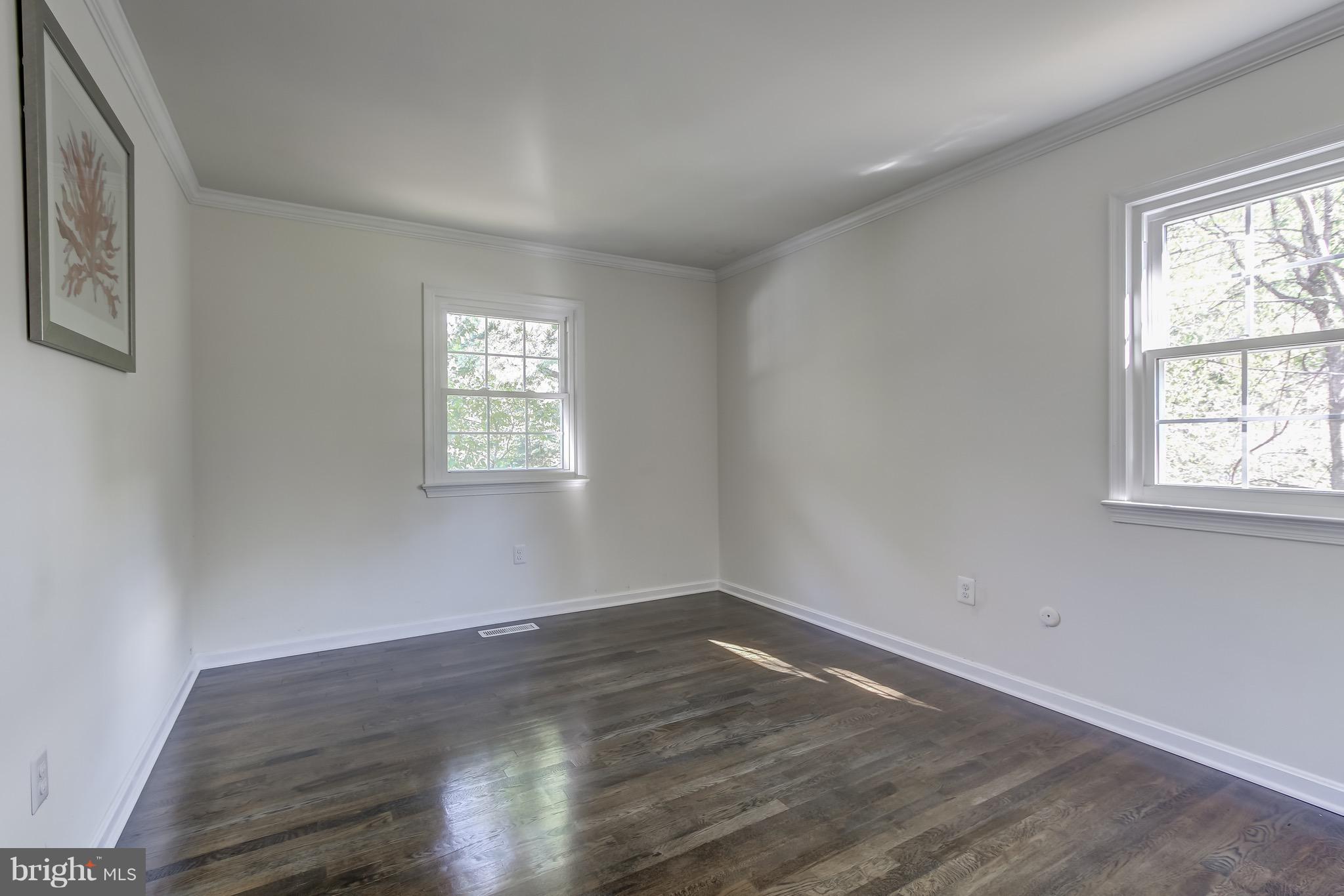 DIAMOND COURTS - Residential Lease