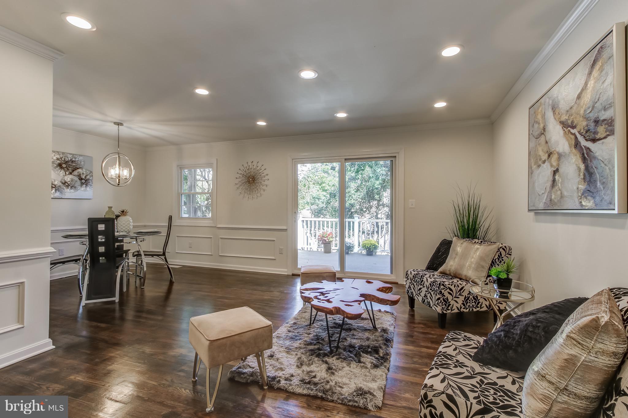 DIAMOND COURTS - Residential Lease