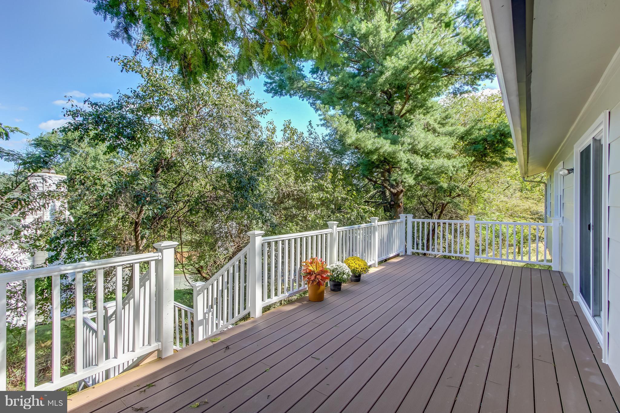 DIAMOND COURTS - Residential Lease