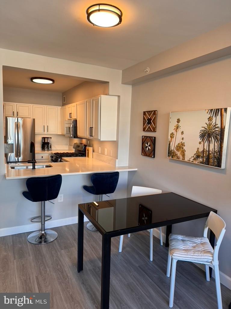 CRESCENT PLAZA - Residential