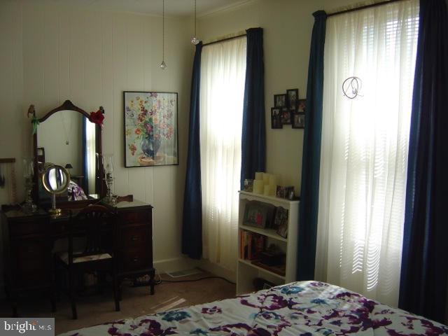 8TH WARD - Residential