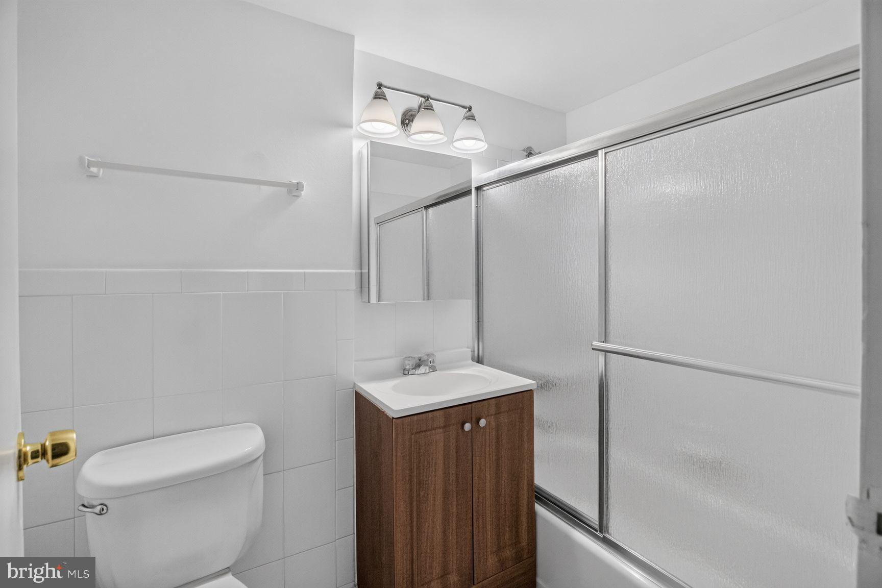 WEST SPRING - Residential
