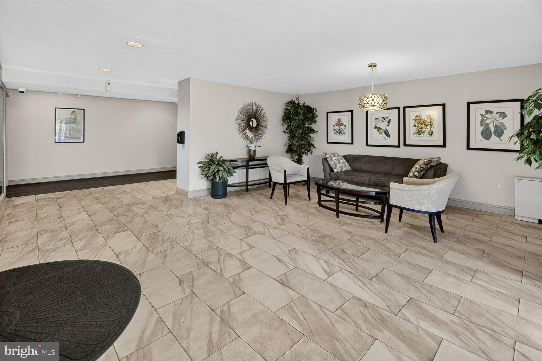 WEST SPRING - Residential