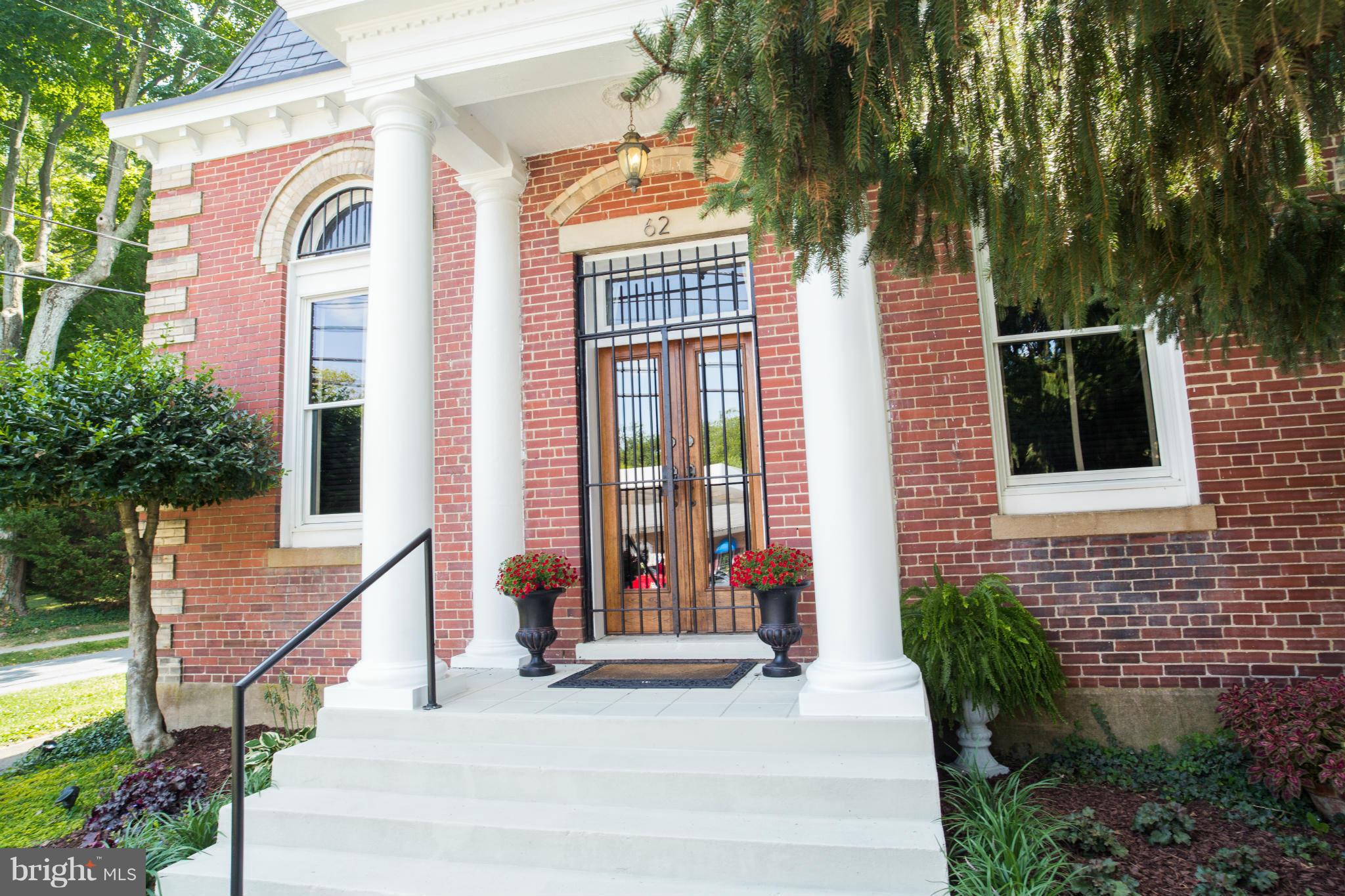 TOWN OF HAMILTON - Residential