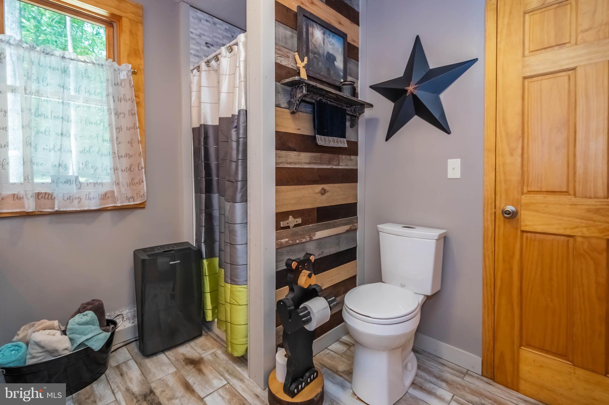 WHITE OAK - Residential