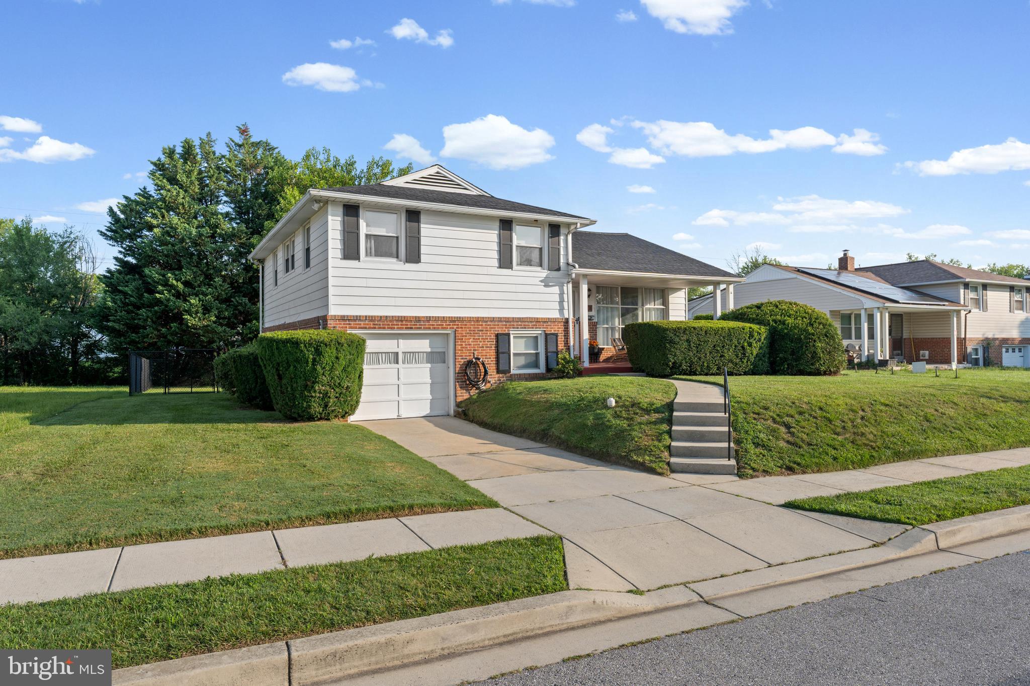 LYNNE ACRES - Residential