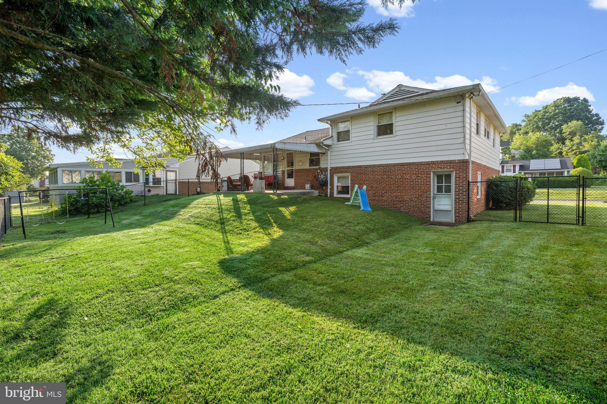 LYNNE ACRES - Residential