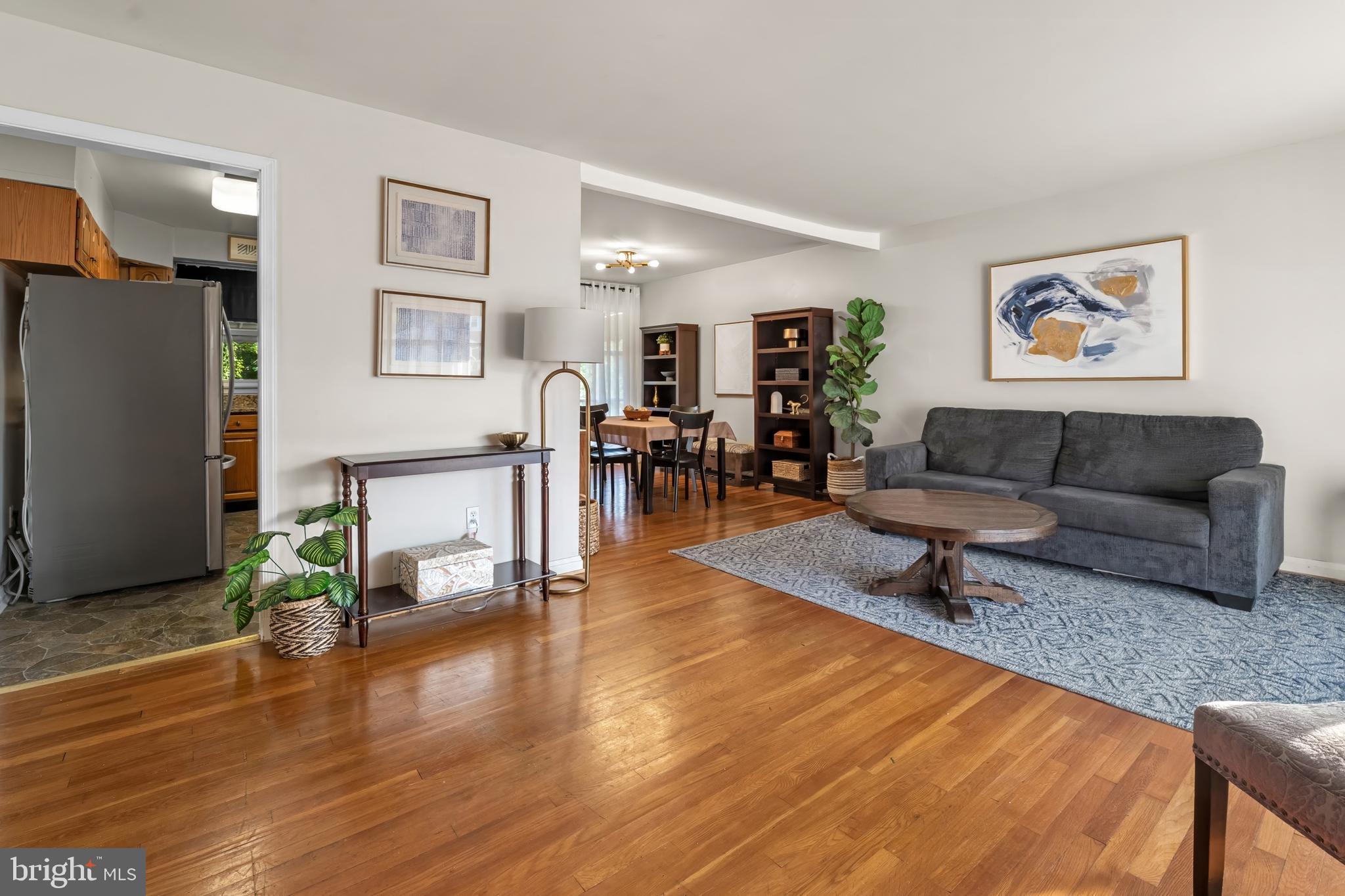 LYNNE ACRES - Residential