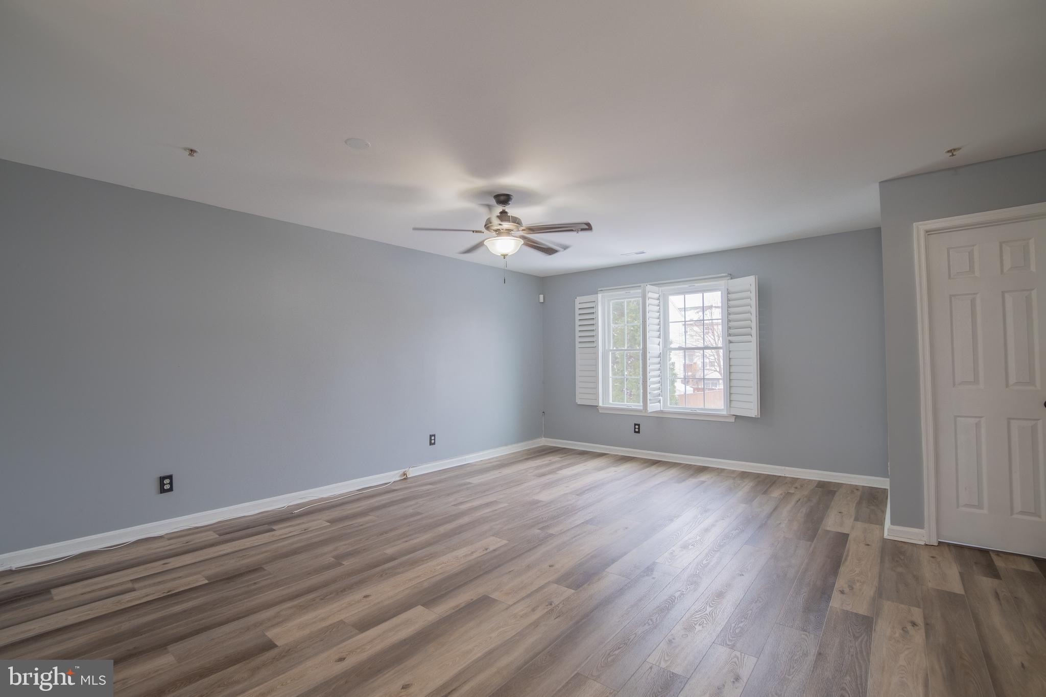 ANNAPOLIS WALK - Residential