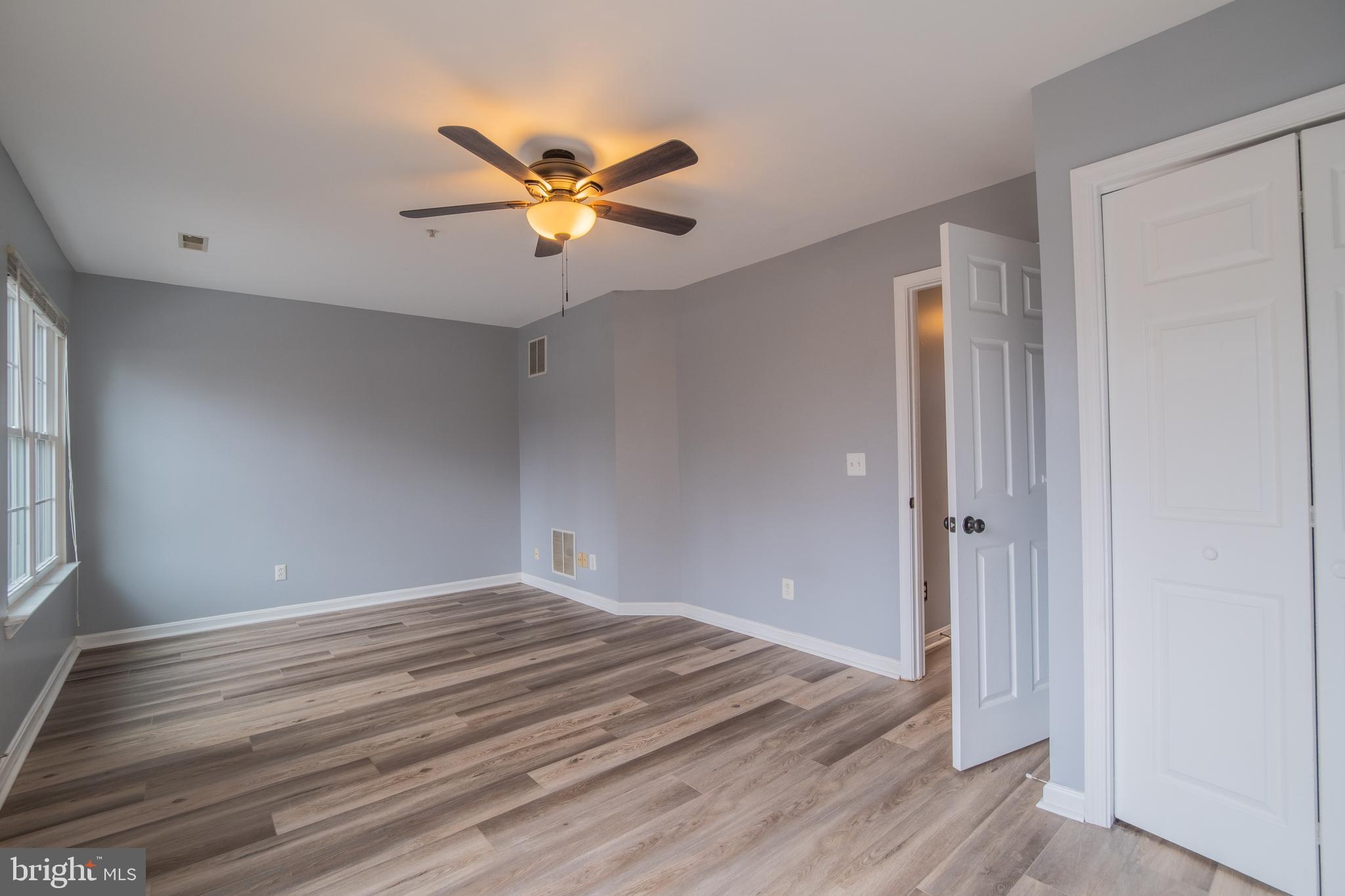 ANNAPOLIS WALK - Residential