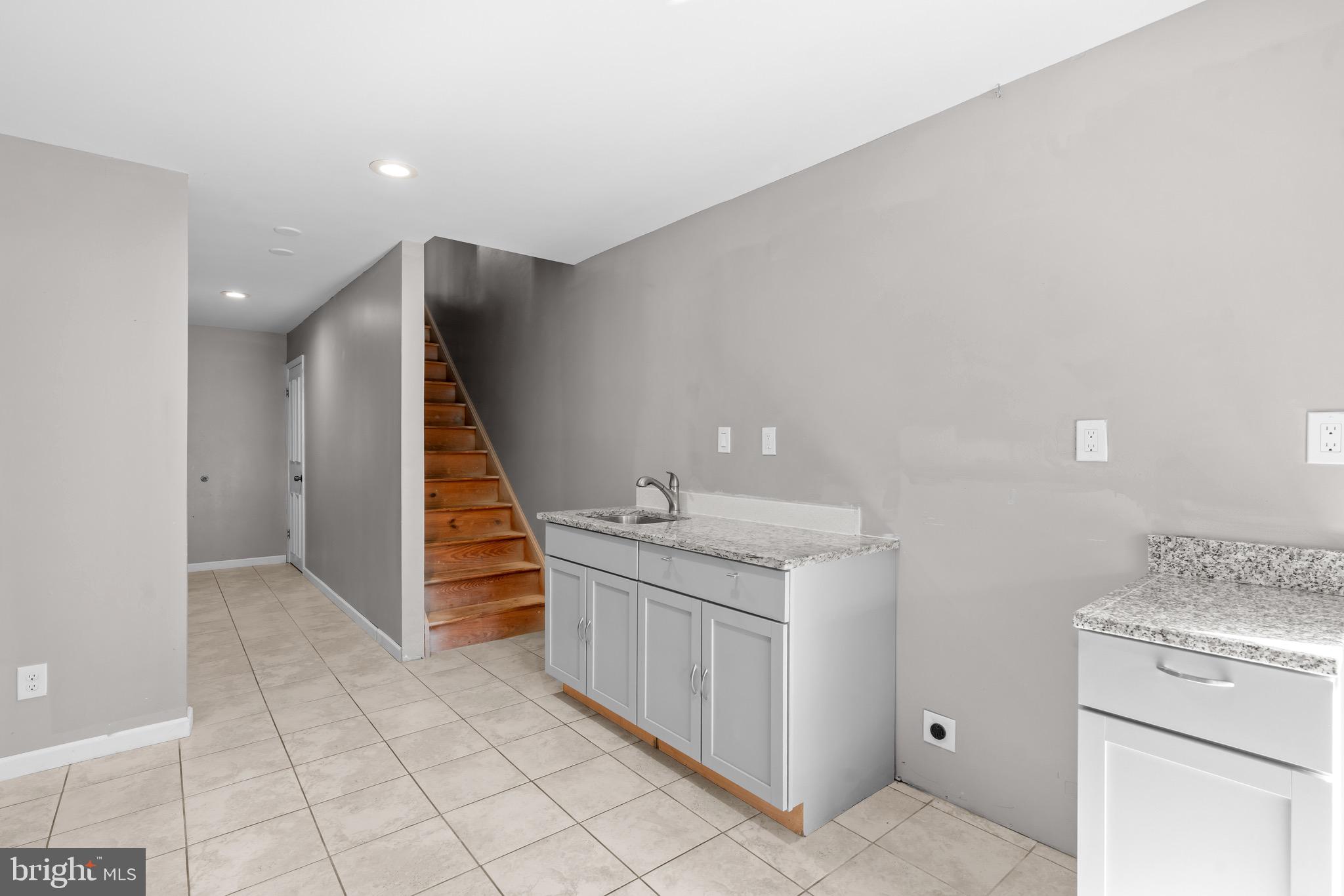 MOUNT AIR - Residential