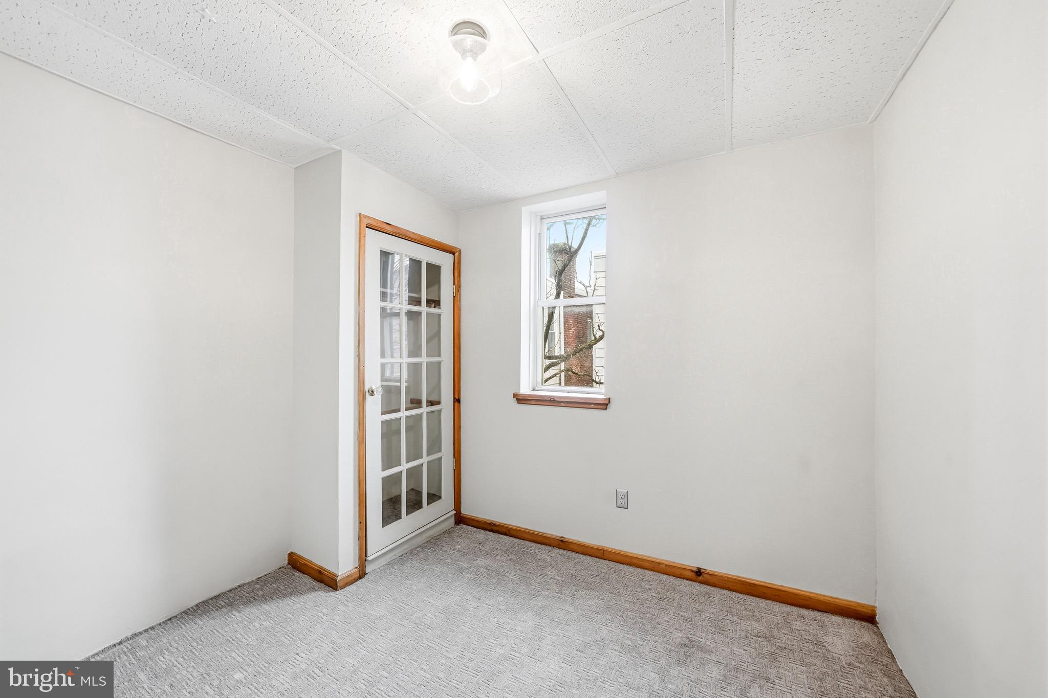 KENSINGTON - Residential