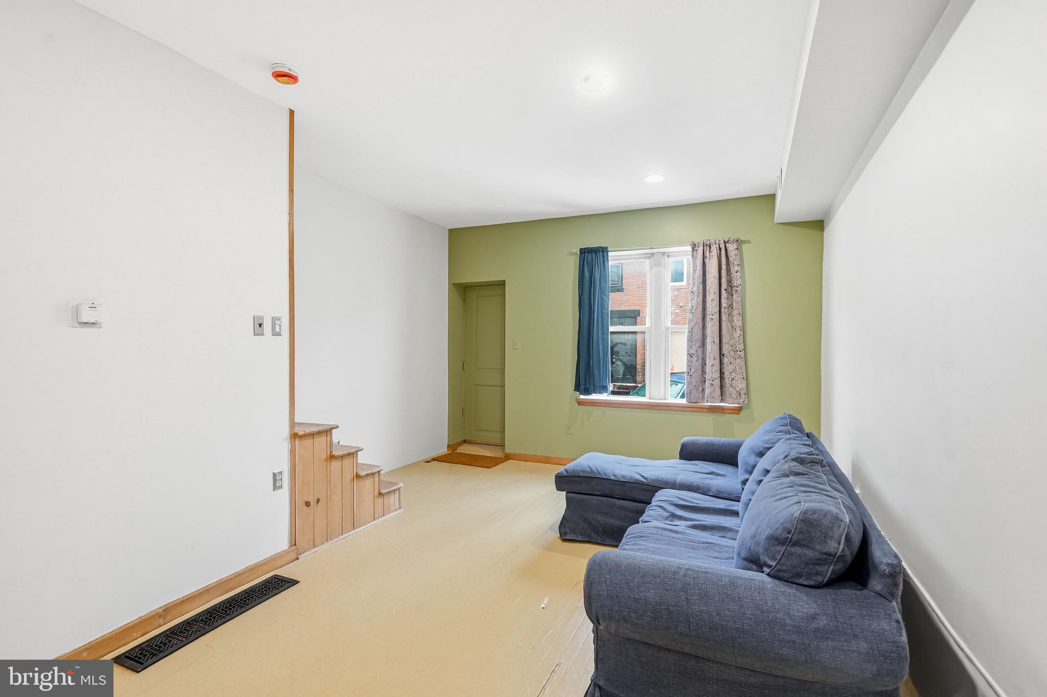 KENSINGTON - Residential